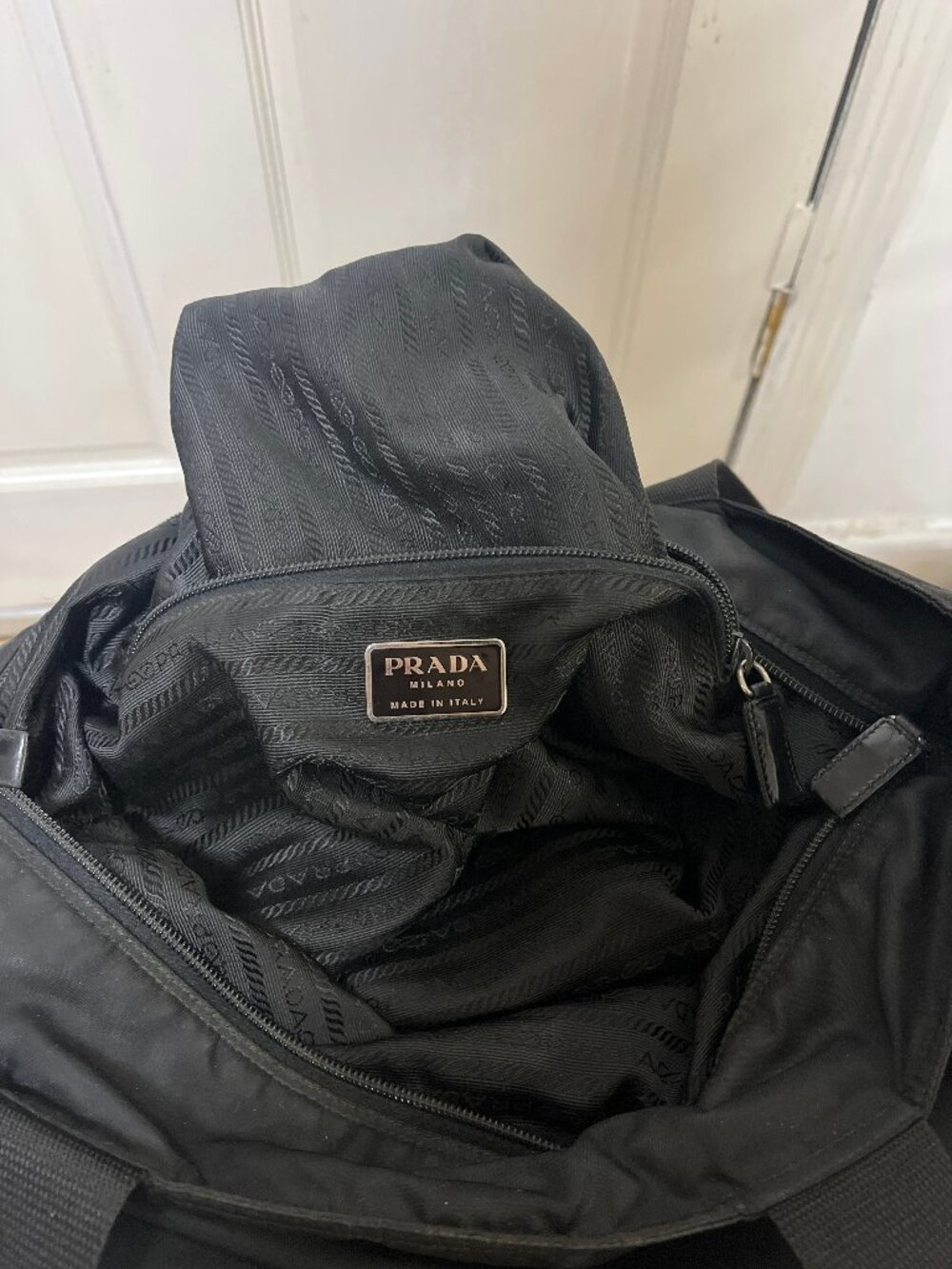 Y2K Black Prada Nylon shoulder bag purse - Picture 13 of 14
